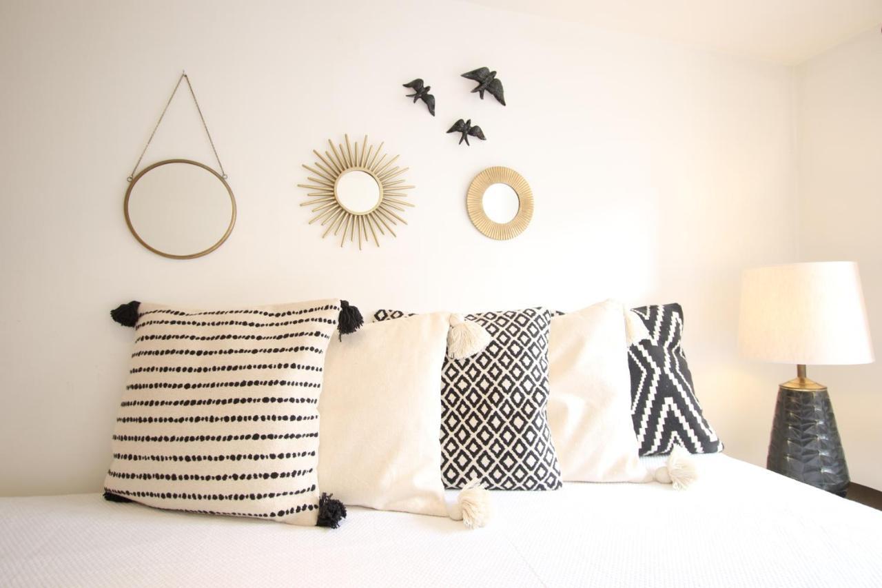 Chic Urban Retreat At Downtown With Balcony & Views, 5th-floor No Lift * Lisboa